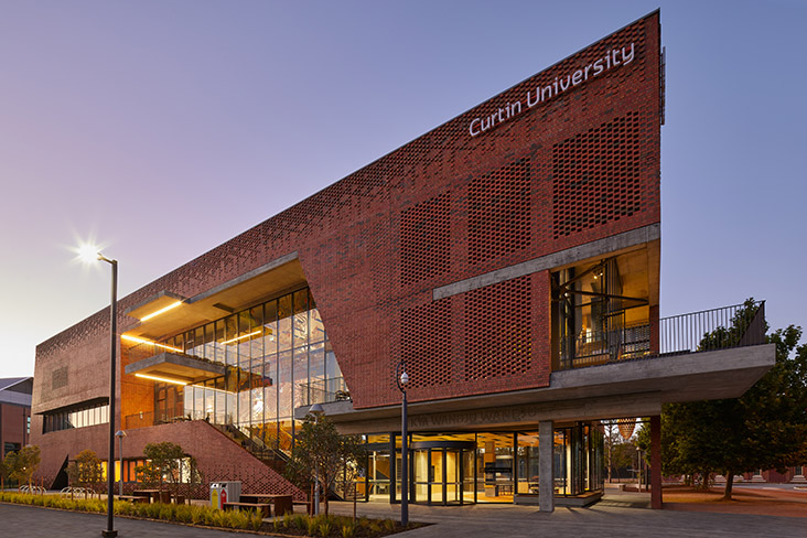 Du học Úc Đại học Curtin - Top 1% các trường đại học hàng đầu thế giới